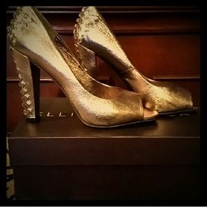 Bronze/Gold colored open toe pumps